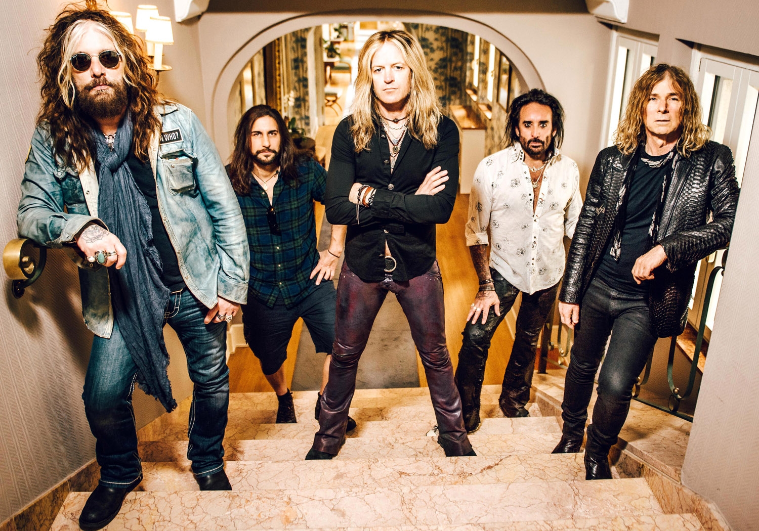 thedeaddaisies2016-groupshothires.jpg