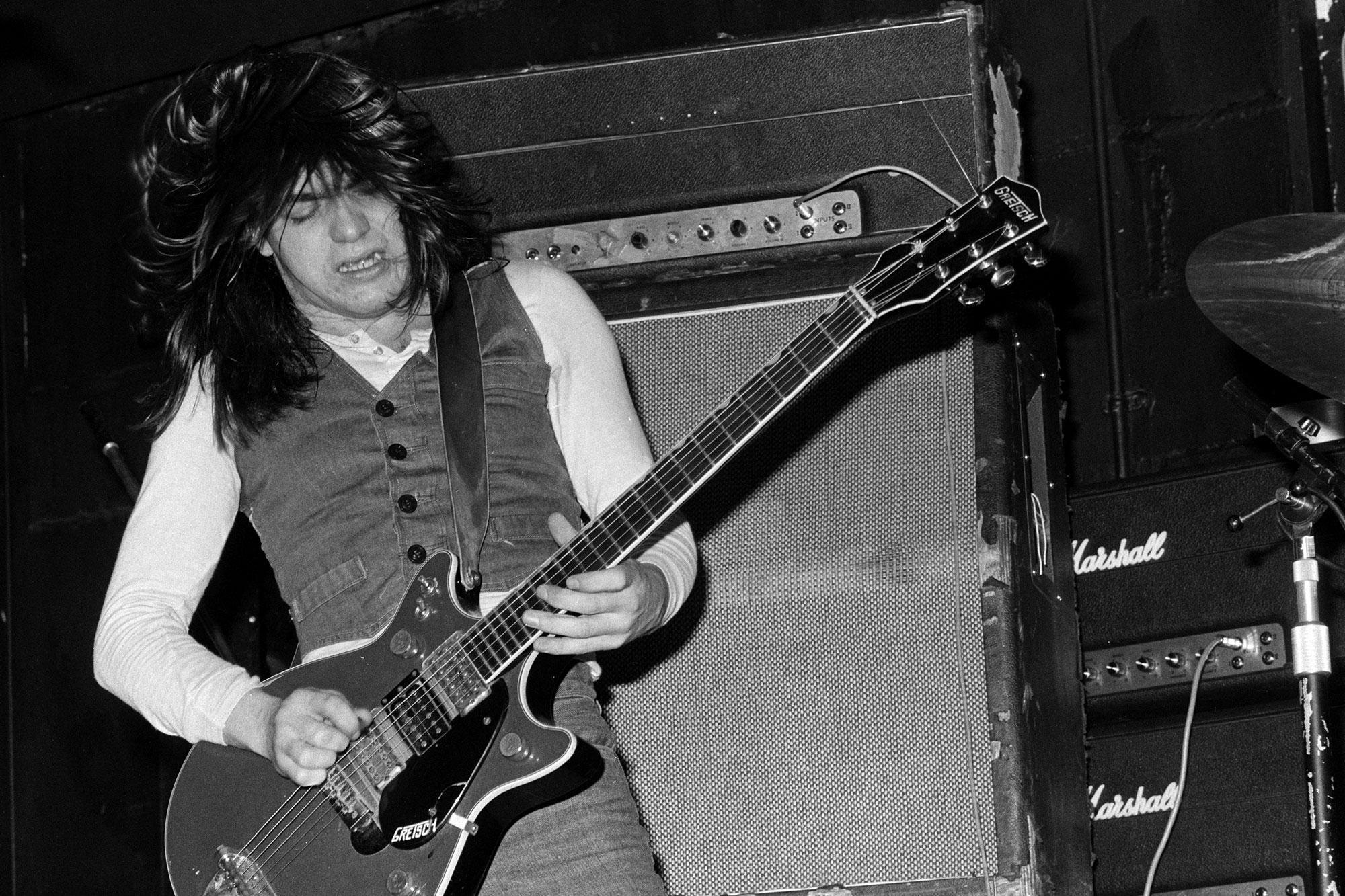 malcolm-young-c.jpg