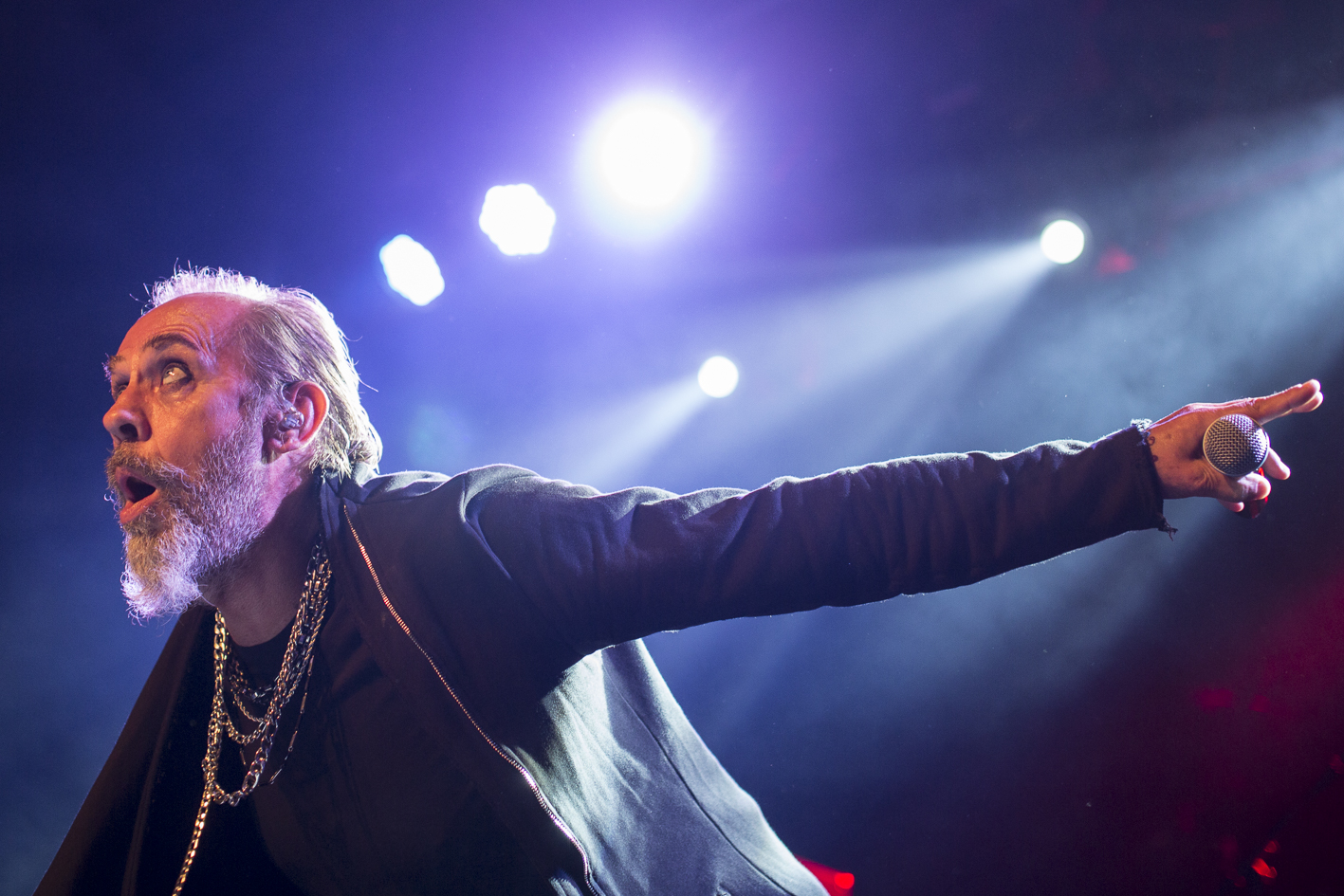 Ex-Bauhaus goth king Peter Murphy produced a performance for the ages ...