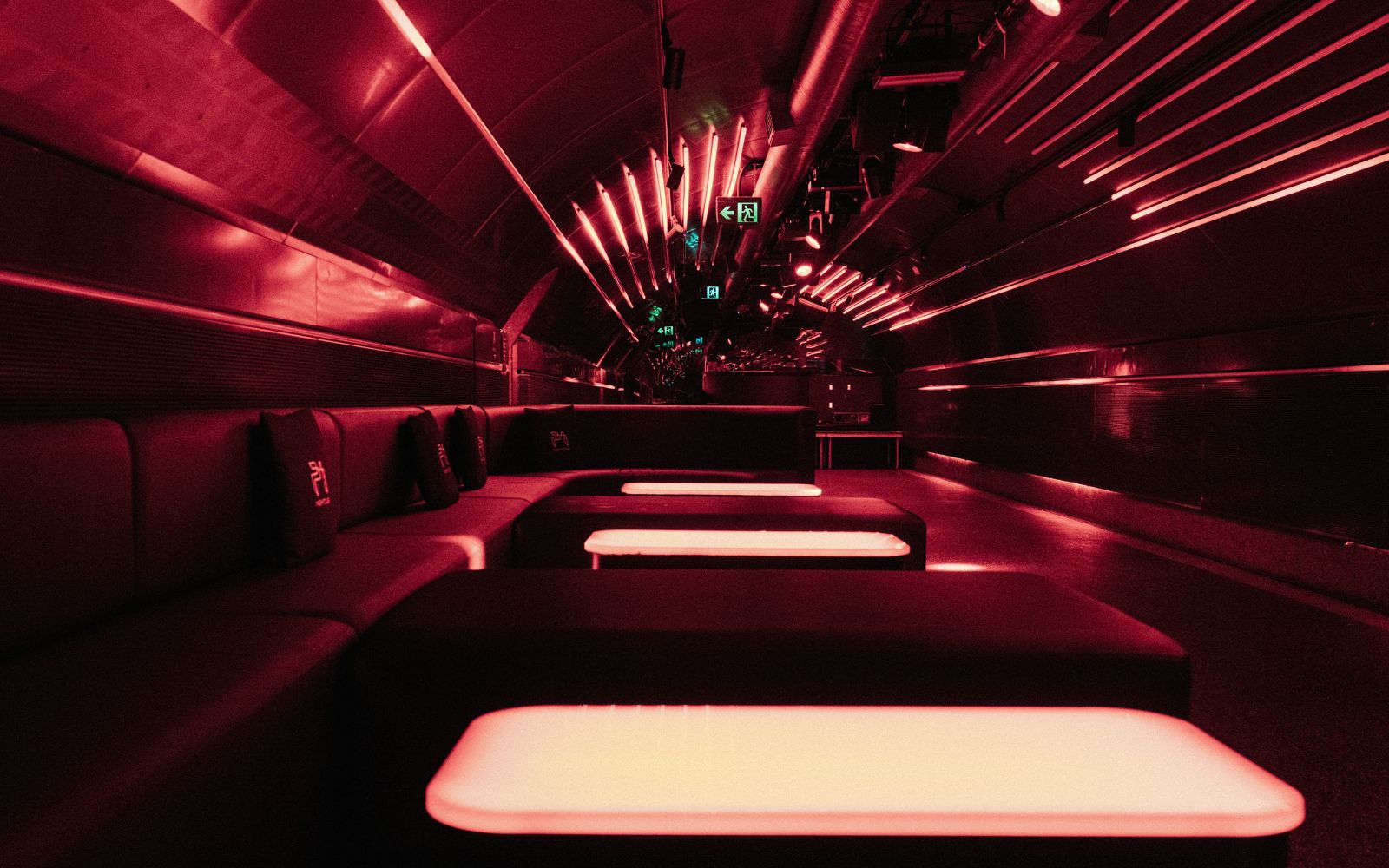 Melbourne nightclub flinders street nerve stamina banana alley vaults