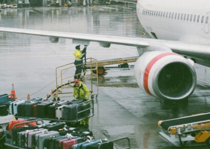 Melbourne airport third runway traffic