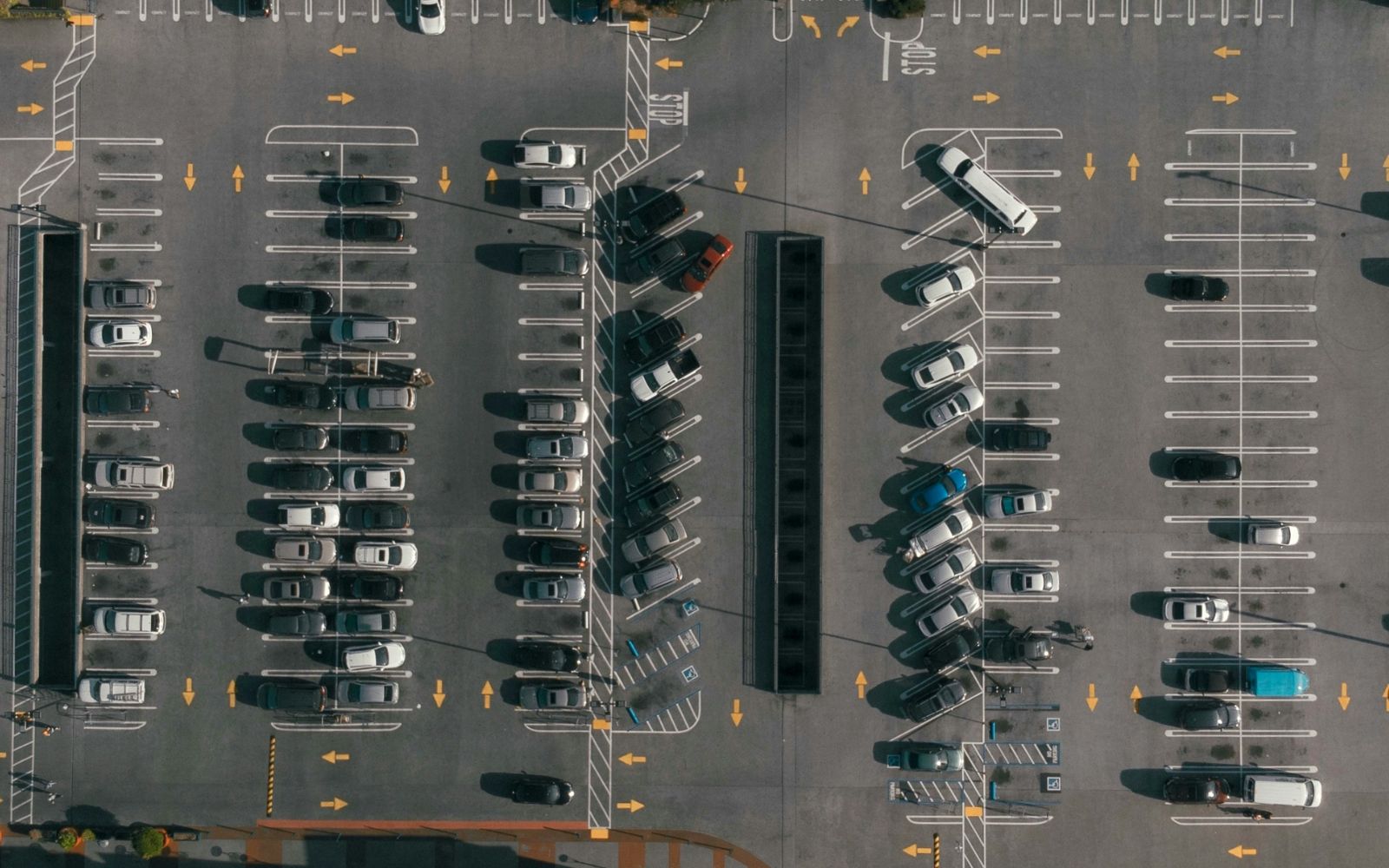 melbourne train station carparks