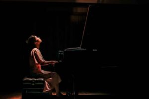 Live at The Count’s: Mina Yu