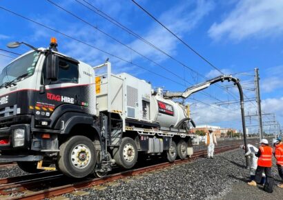 Melbourne airport rail breaks ground.