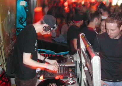 revs