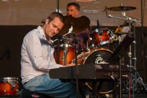Live at the Count’s: Dan Costa